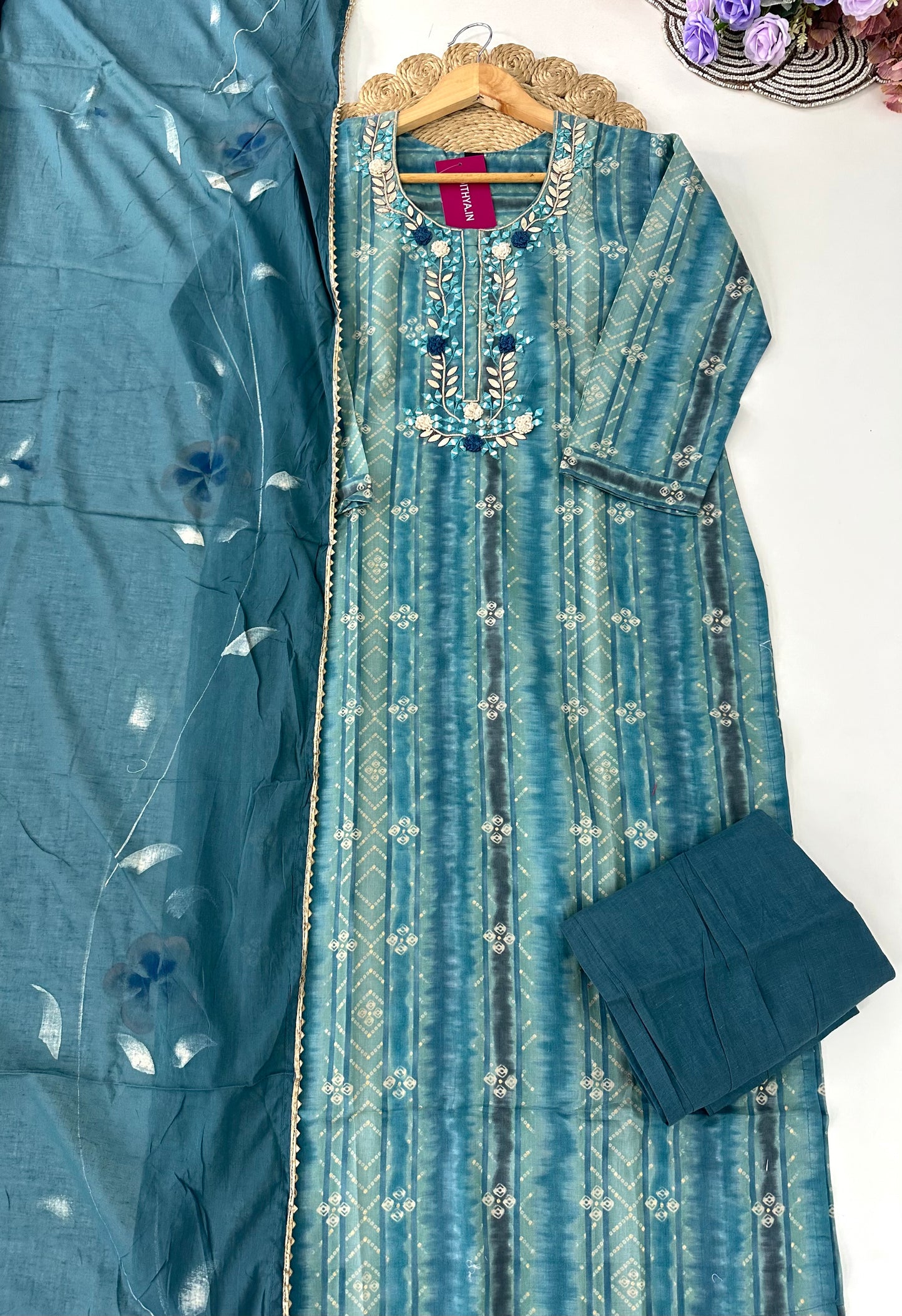 D082 -Muslin silk straight kurti with pants and dupatta