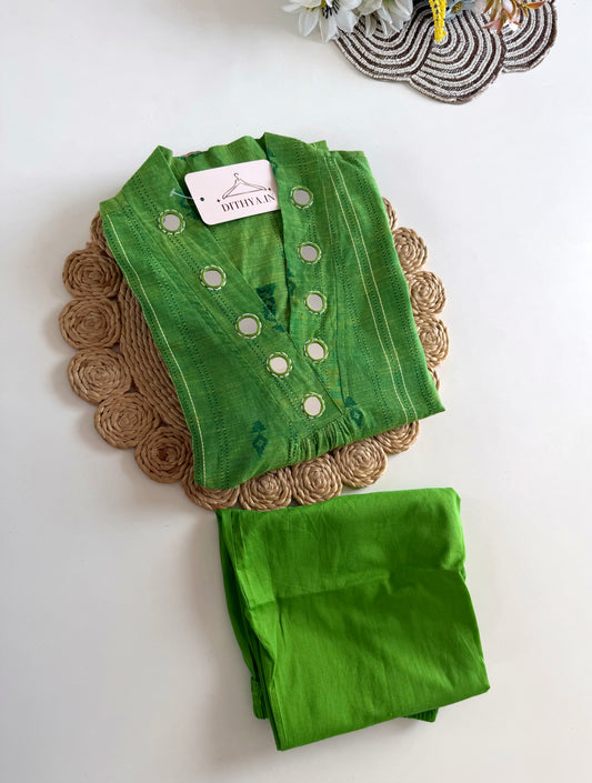 K131 - Mul cotton mirror work Aline Kurti with pants