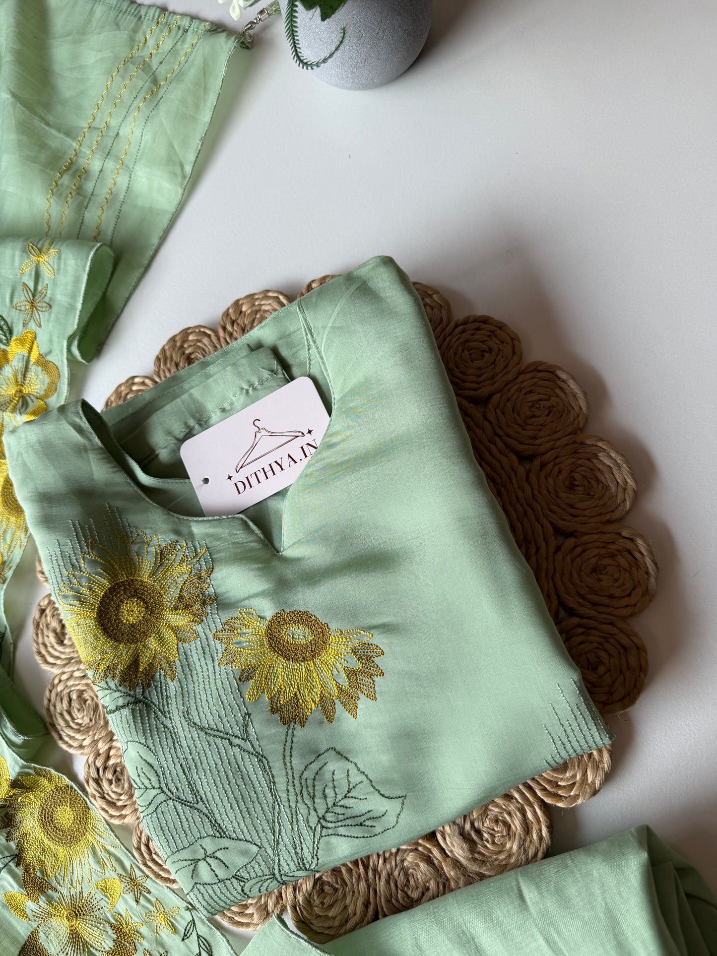 K702 - Surat Mul chanderi embroidered straight Kurti with pants and dupatta in 2 colours