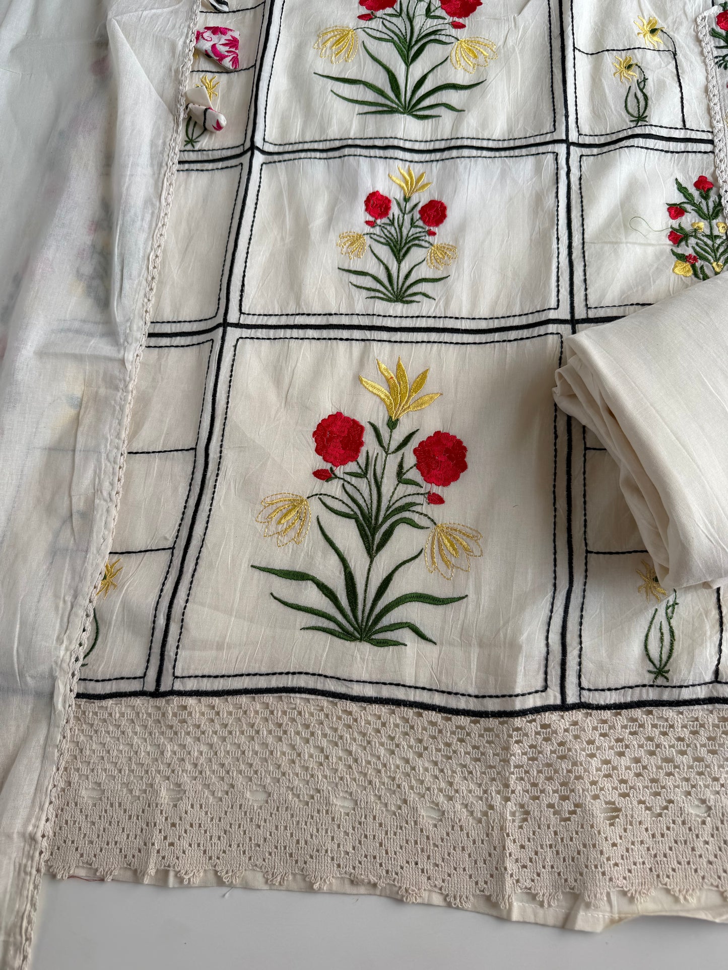 K670 - Mul cotton embroidered straight Kurti with pants and dupatta