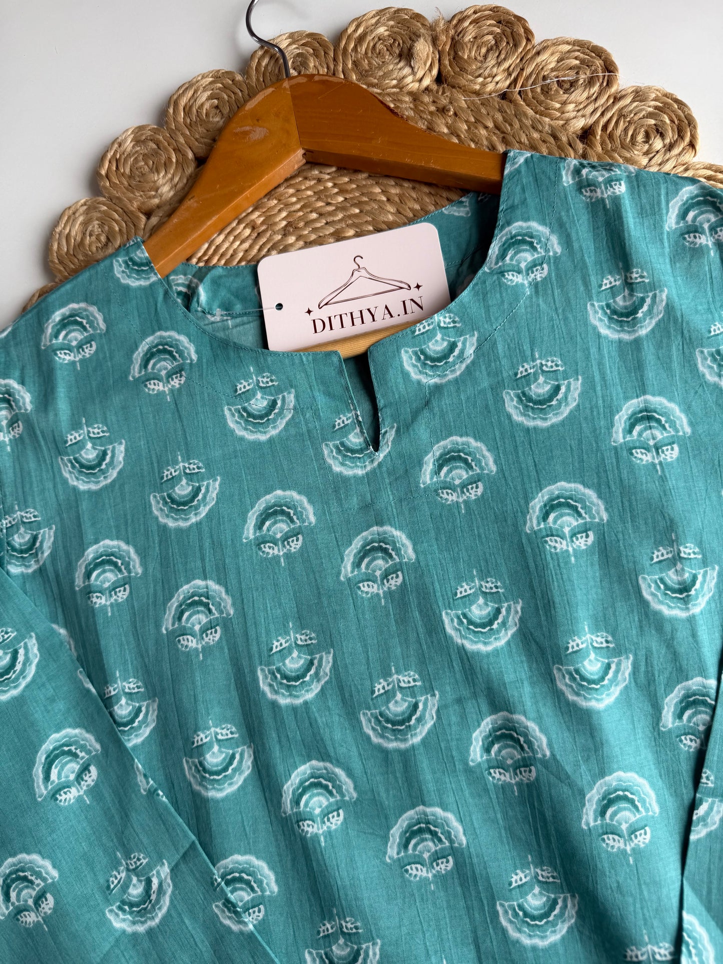 K672 - Mul cotton printed coord set