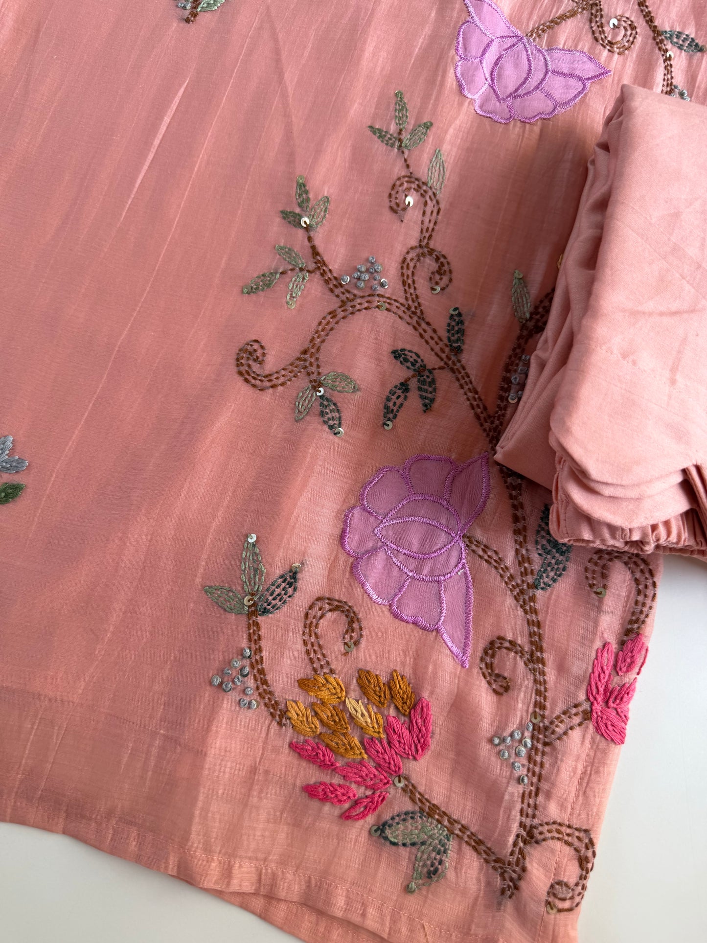 K274 - Mul chanderi appliqué embroidered straight Kurti with pants and dupatta
