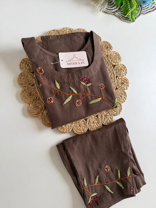 K596 - Cotton embroidery straight Kurti with pants