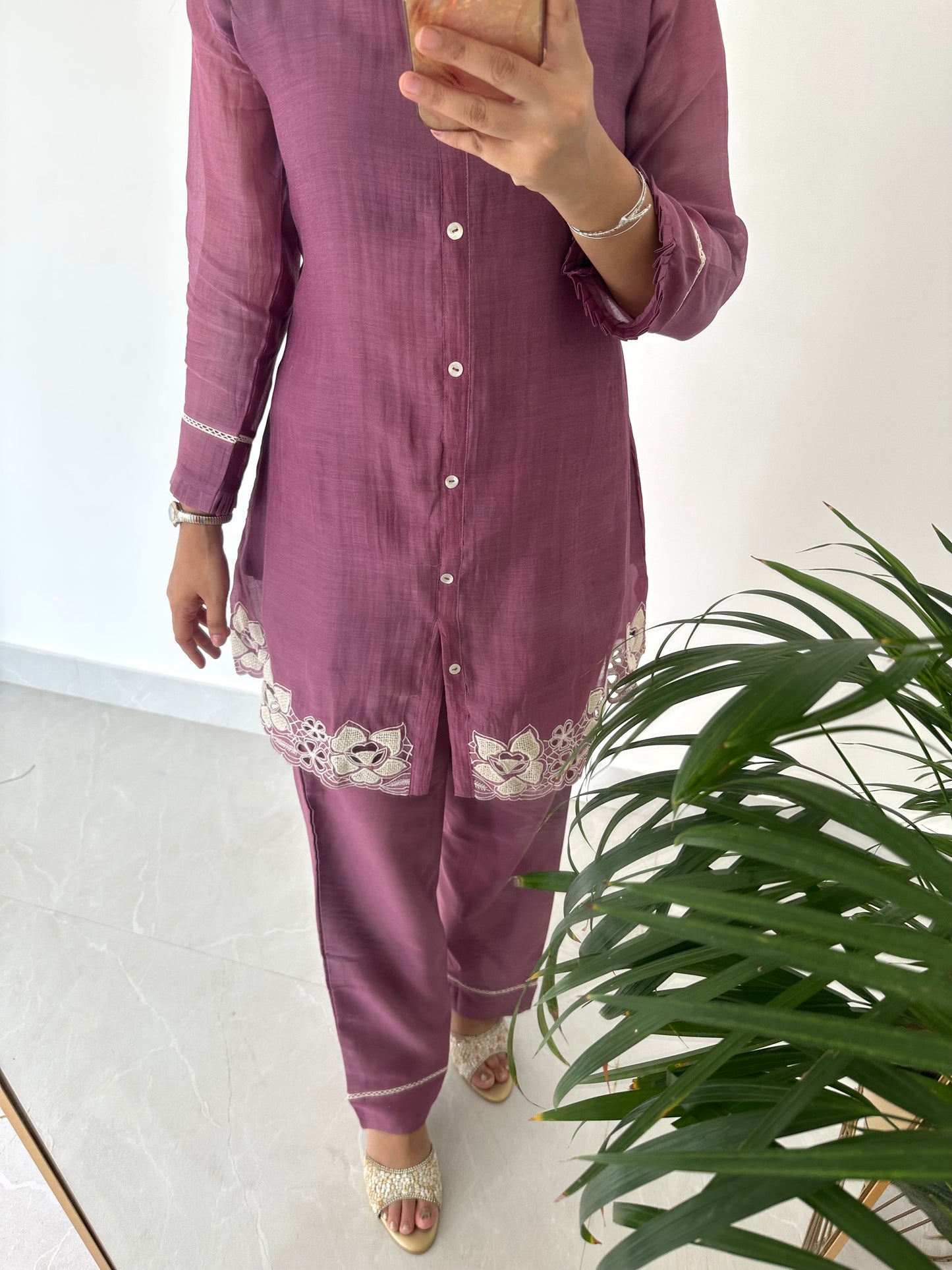 K403 - Mul Chanderi embroidered coord set