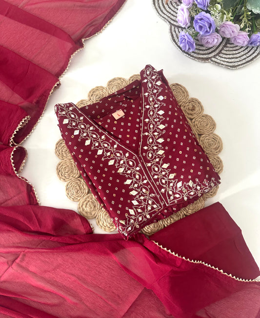 D034 -Muslin silk straight kurti with pants and dupatta