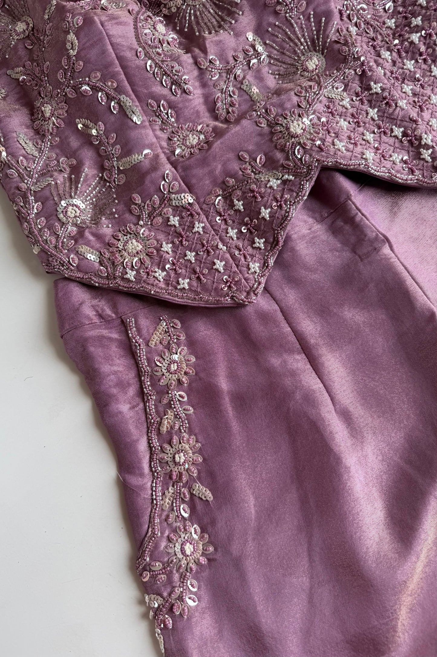 K533 - Tissue silk handwork crop top with divider pants in 3 colours