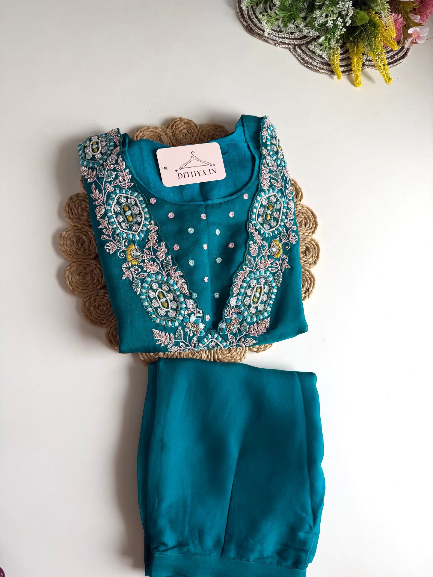 K115 - Georgette handwork Kurti with inner and pants