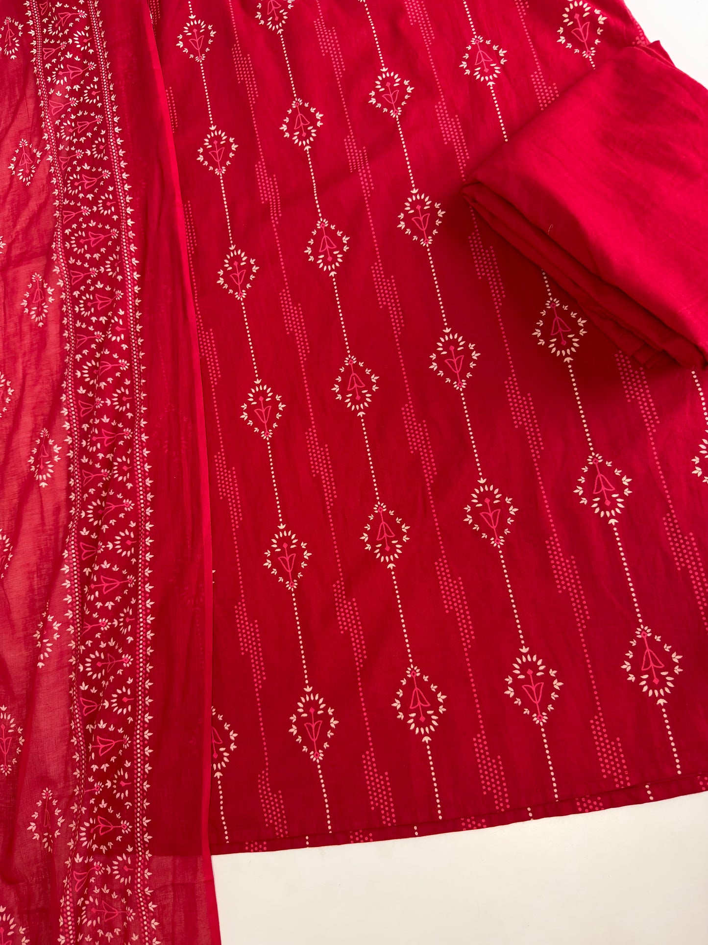 K550 - Mul cotton Straight Kurti with pants and dupatta