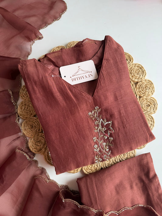 K582 - Mul chanderi handwork aline Kurti with pants and dupatta