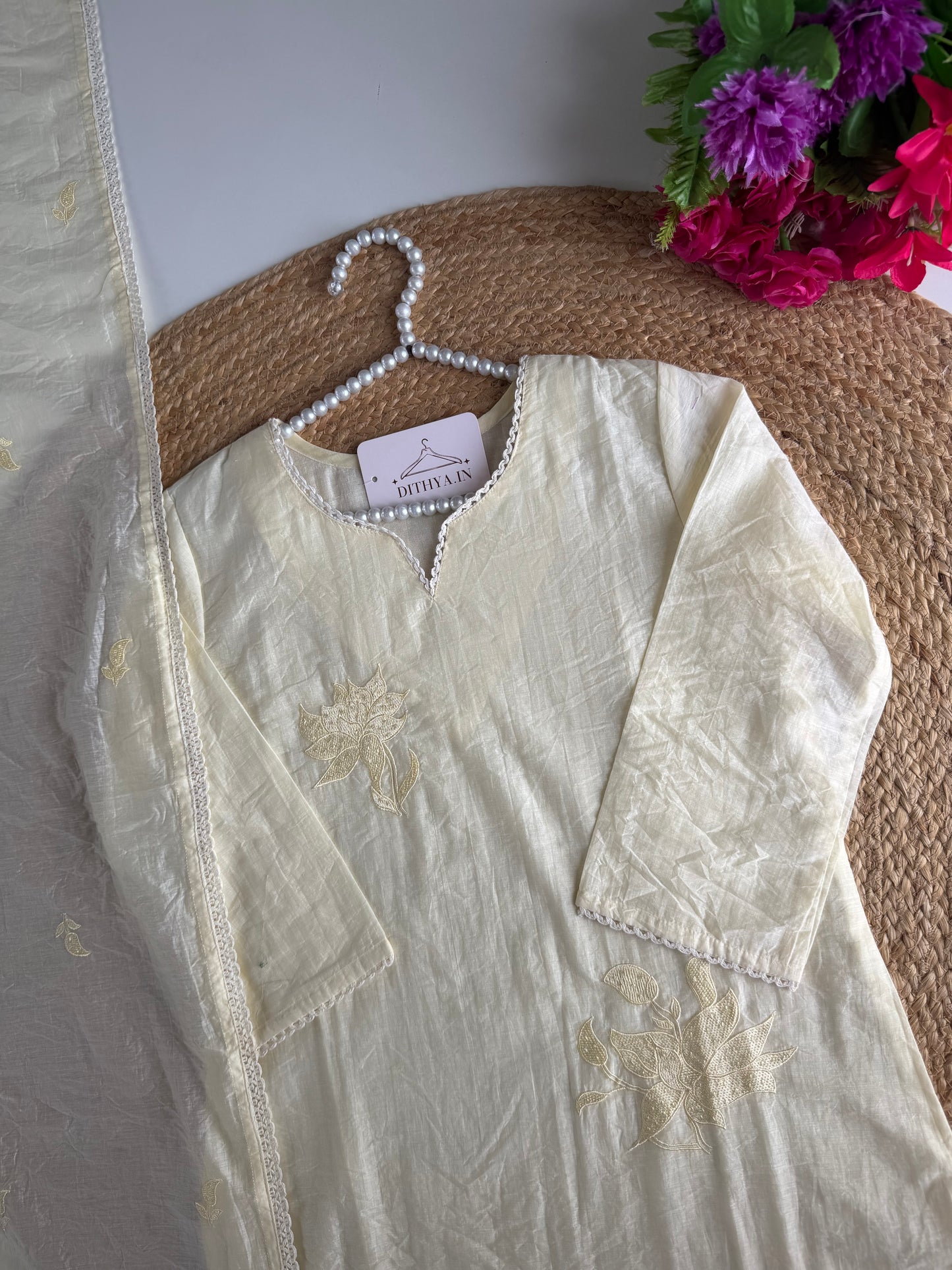 K006 - Crushed muslin embroidered straight Kurti with pants and dupatta
