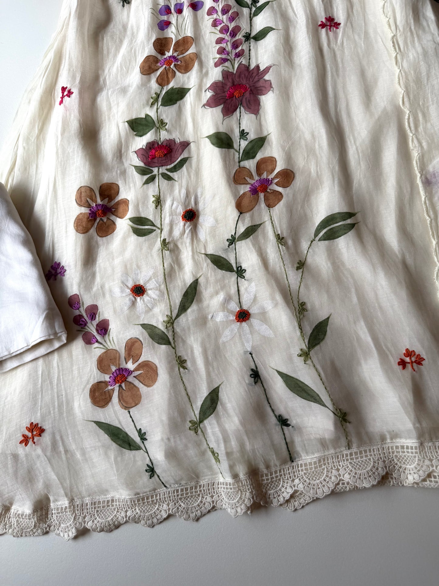 K611 - Mul chanderi embroidered Aline Kurti with pants and dupatta