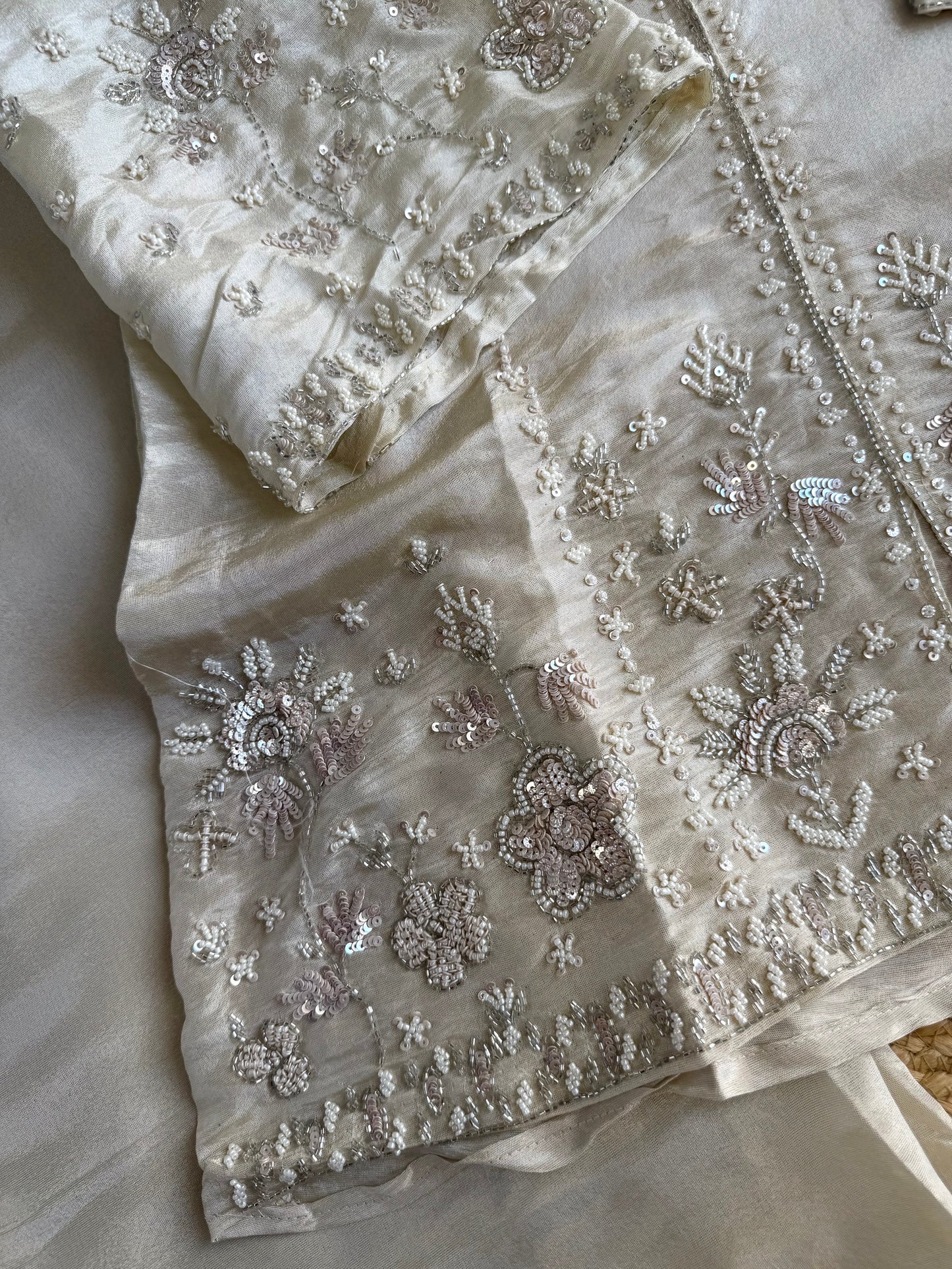 K555 - Tissue silk handwork Peplum top with inner and palazzo