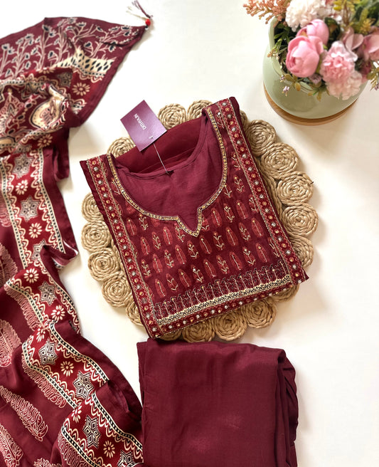 K105 - Russian silk handwork Straight kurti with pants and gaji dupatta .