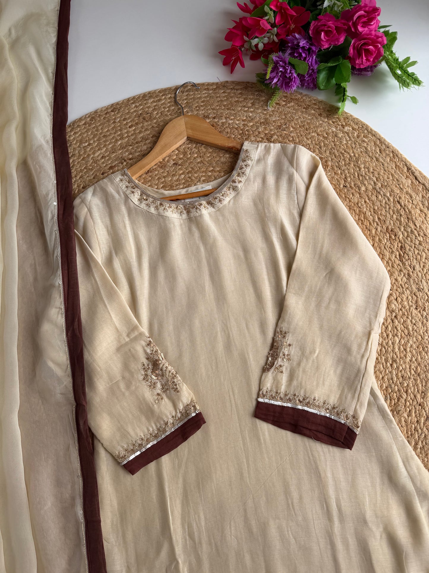K513 - Mul chanderi handwork aline Kurti with pants and dupatta