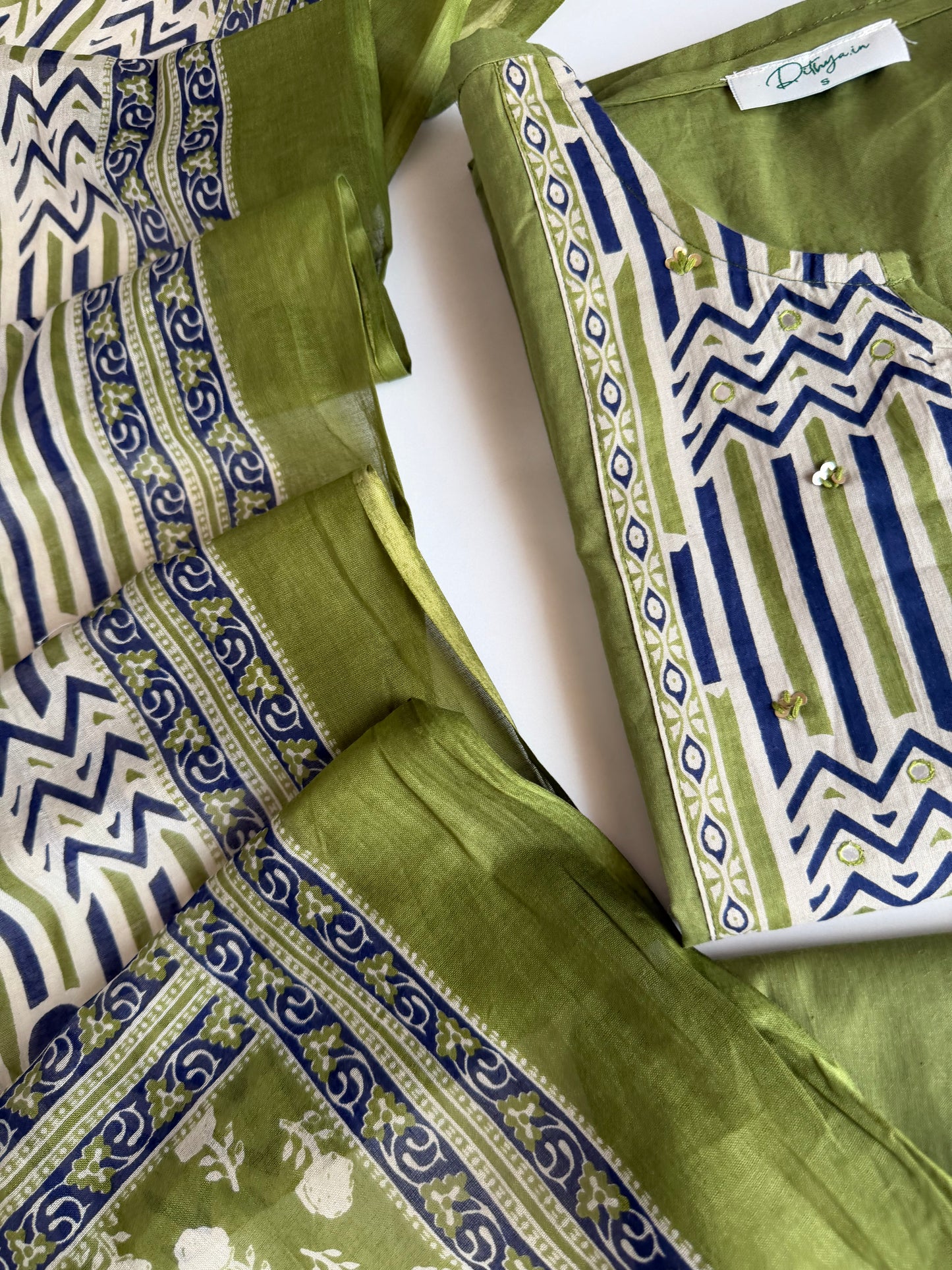 K576 - Mul cotton embroidered straight Kurti with pants and dupatta