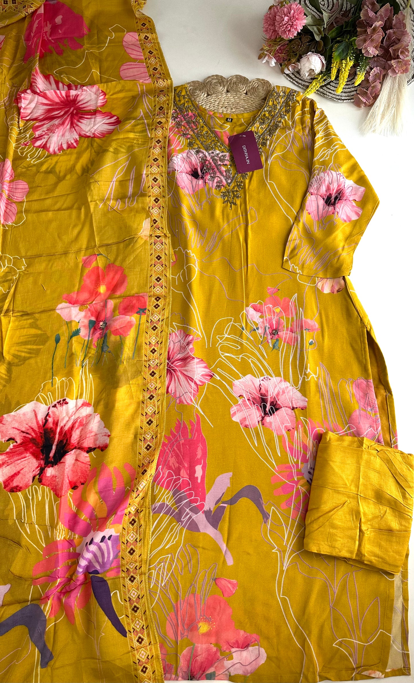 D431 - Muslin straight Kurti with pants and dupatta