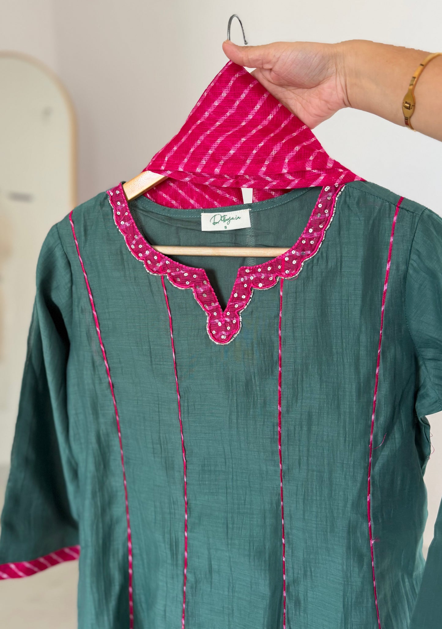 K564 - Muslin silk bandhini Farshi salwar with pants and dupatta
