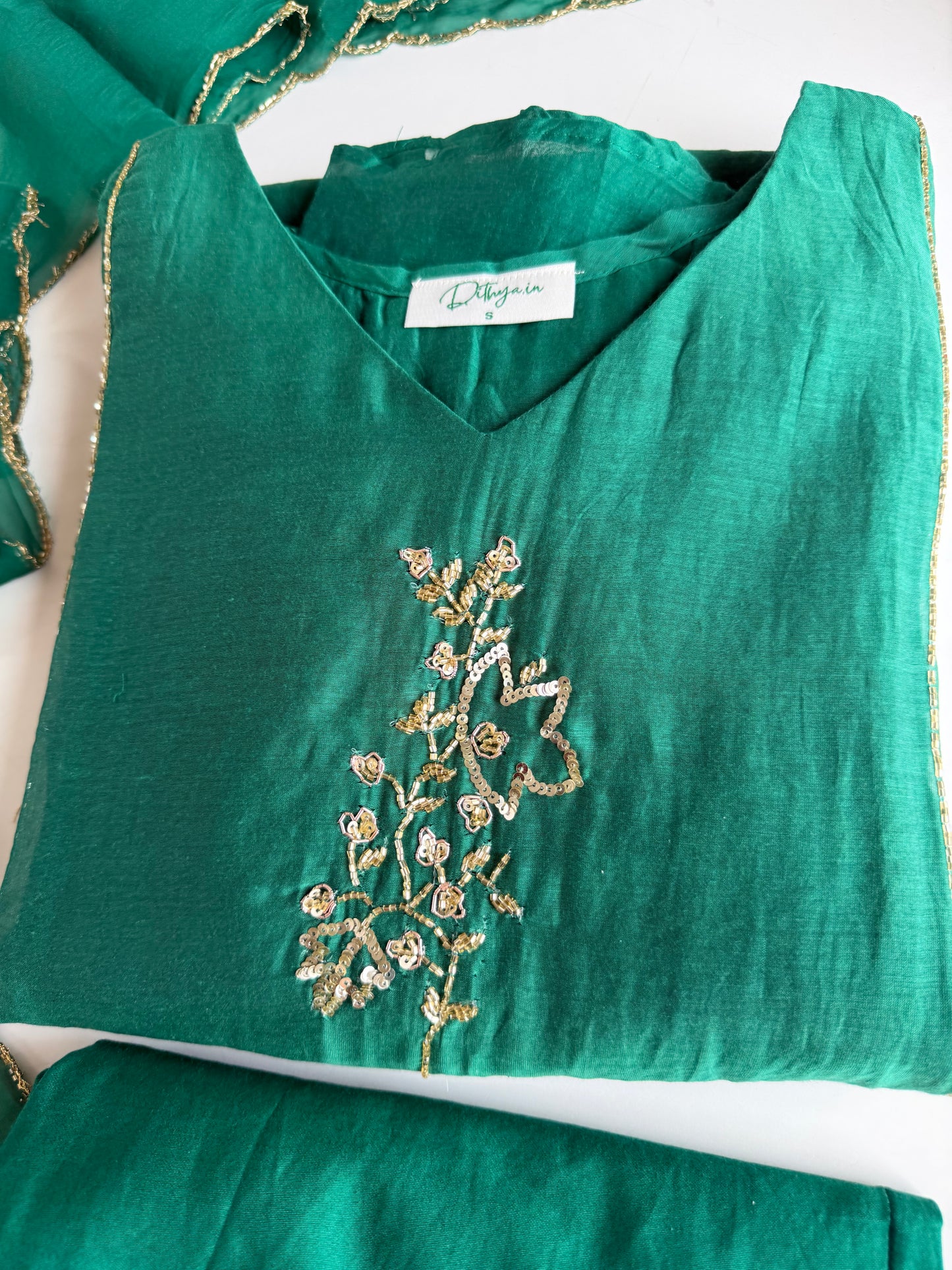 K714 - Mul chanderi handwork Aline Kurti with pants and dupatta