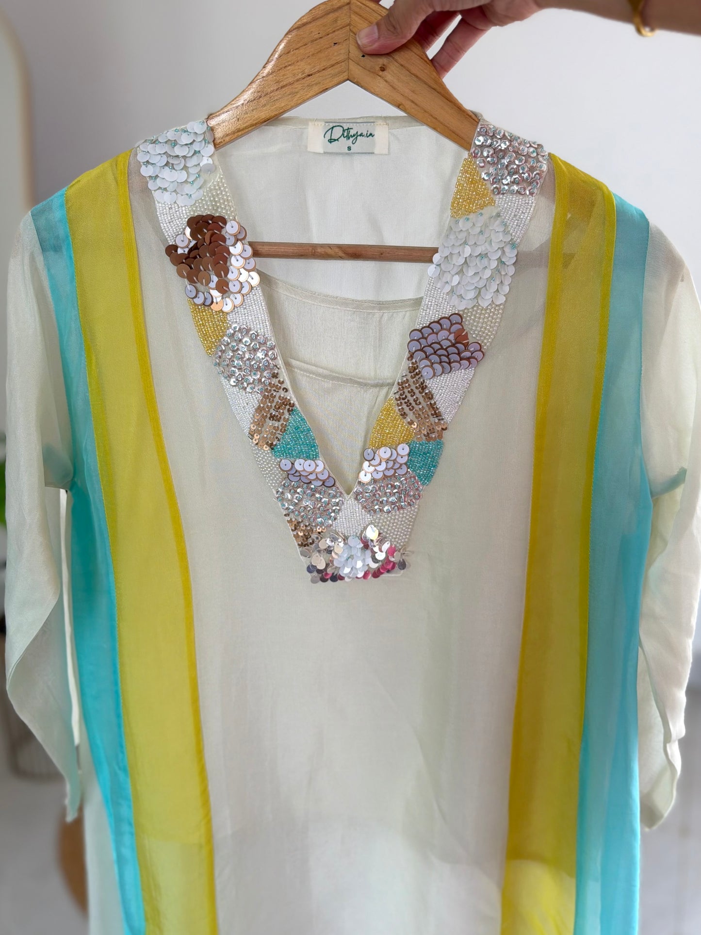 K558 - Pure crape handwork coord set in 2 colours