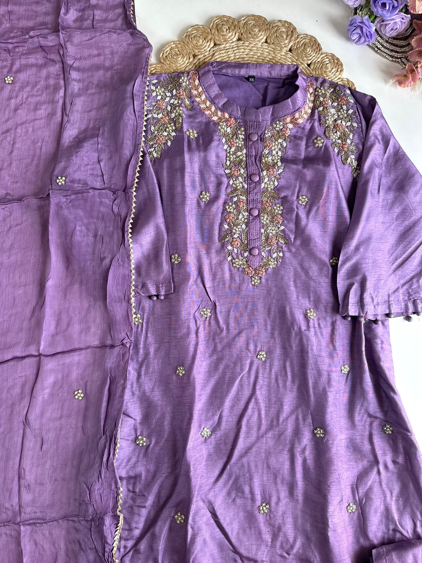 D423-Dola silk straight kurti with pants and dupatta