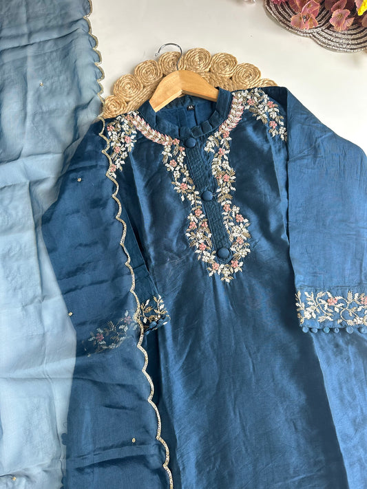 D435 - Dola silk straight kurti with pants and dupatta