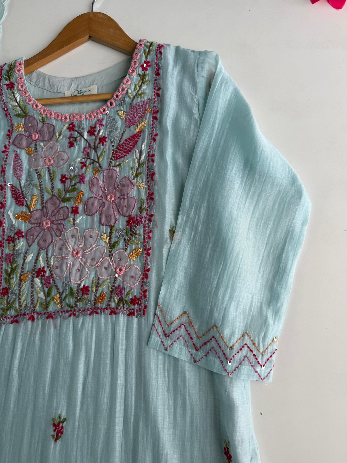 K464 - Mul chanderi embroidered straight Kurti with pants and dupatta