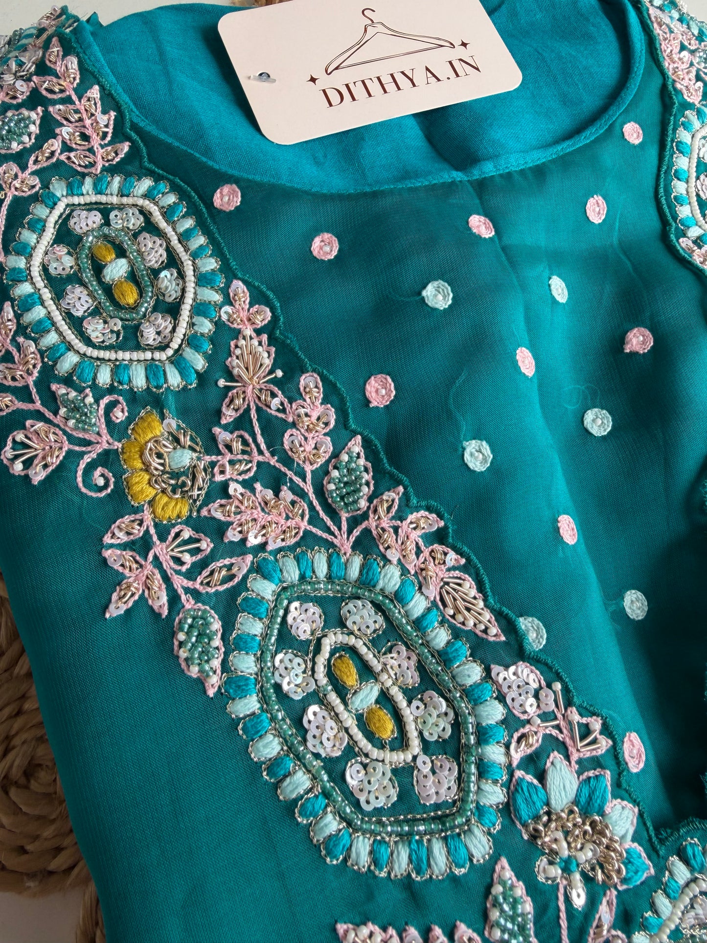 K115 - Georgette handwork Kurti with inner and pants