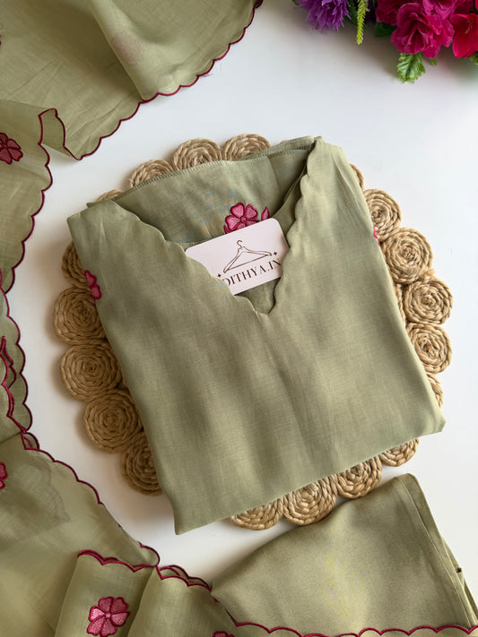 K075 - Mul chanderi embroidered Aline Kurti with pants and dupatta