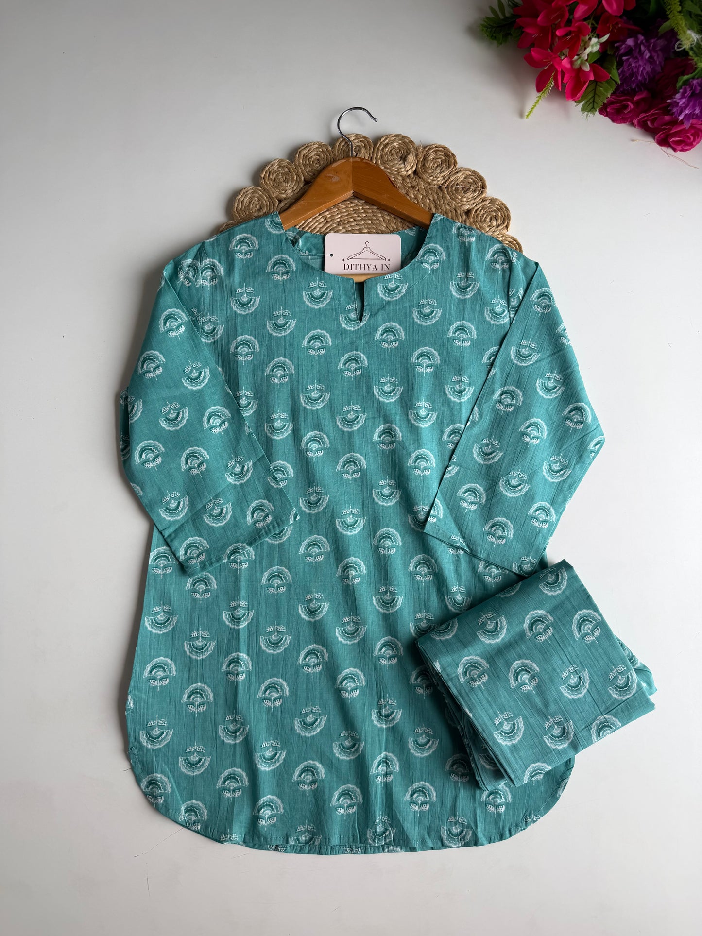 K672 - Mul cotton printed coord set