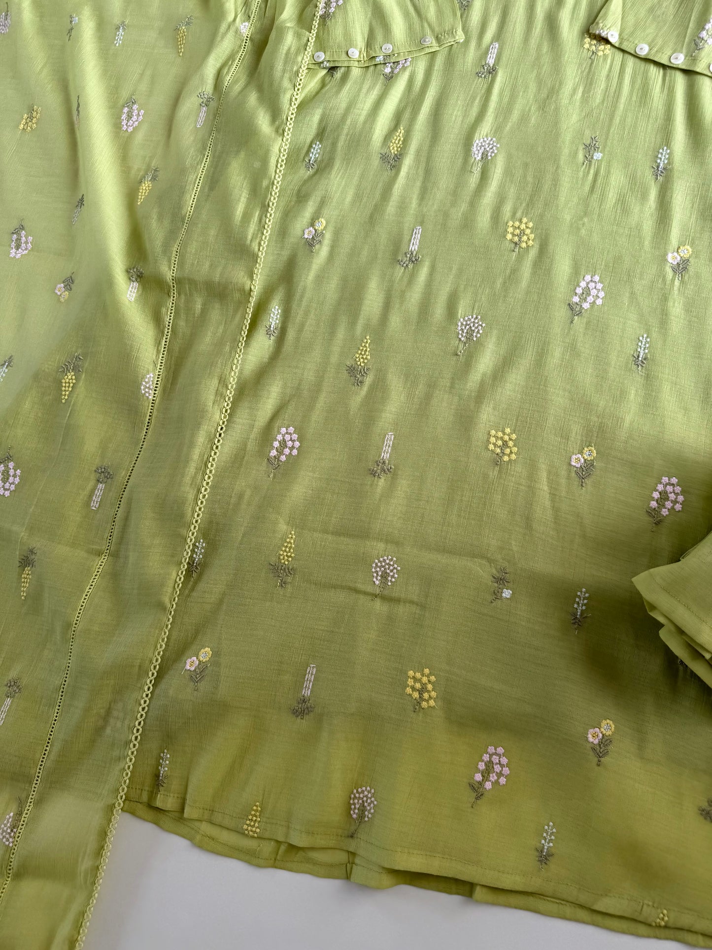 K736 - Surat Mul chanderi paisley embroidered Aline Kurti with pants and dupatta in 2 colours