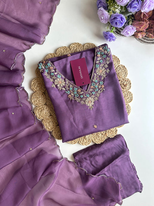 D002 -  Russian silk straight kurti with pants and dupatta