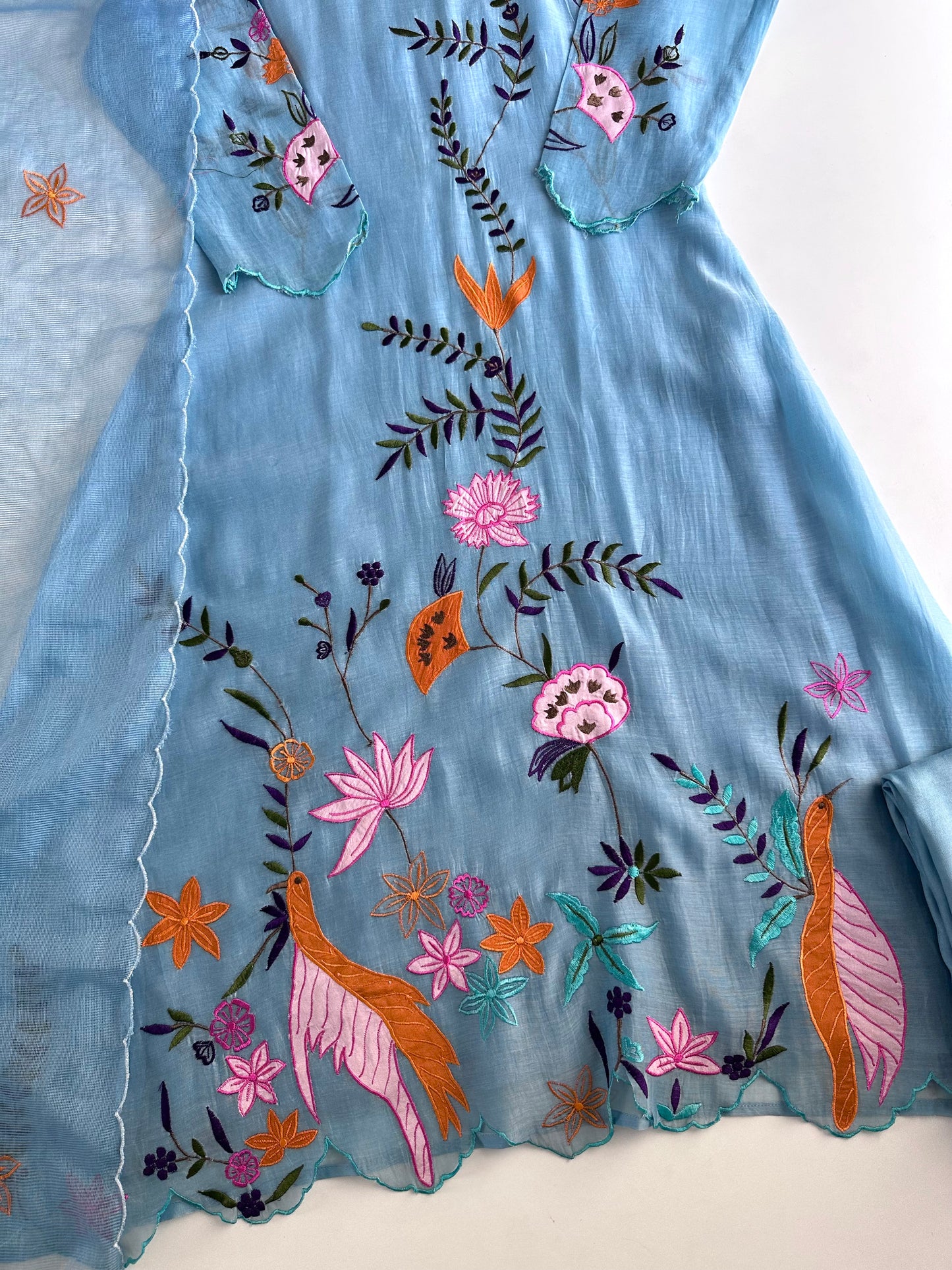 K367 - Mul Chanderi appliqué work Aline Kurti with pants and dupatta