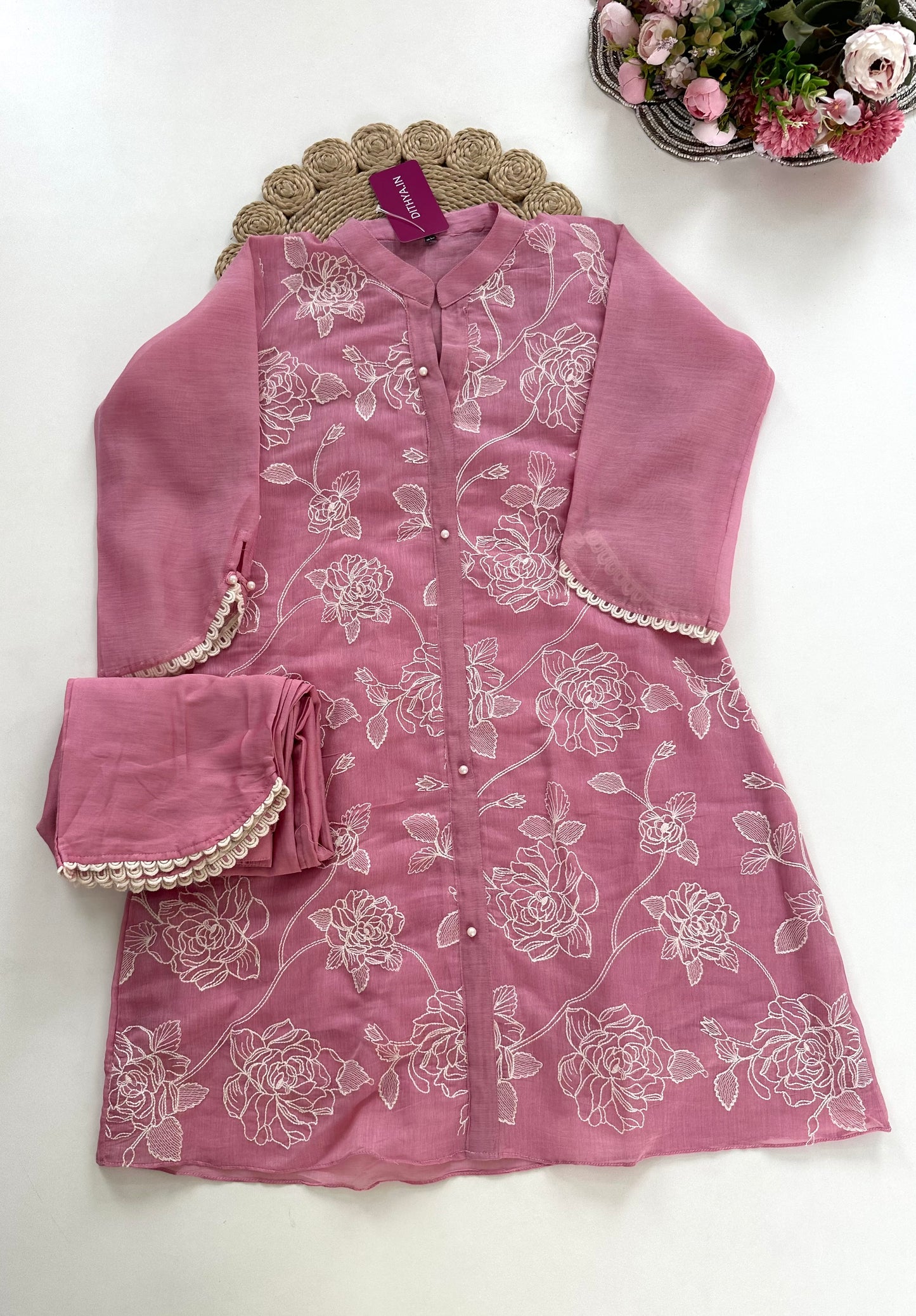 K039 - Mul Chanderi embroidered coord set