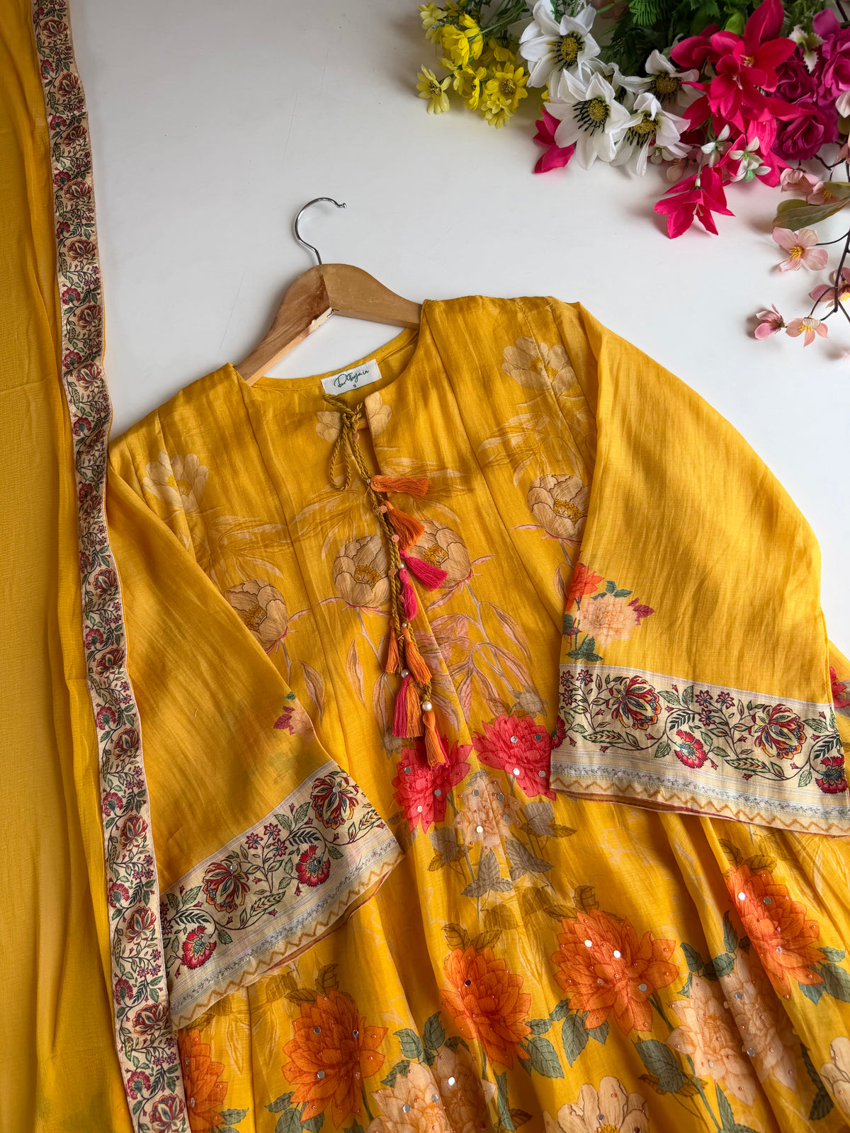 K095 - Muslin floral embroidered farshi salwar with pants and chiffon dupatta