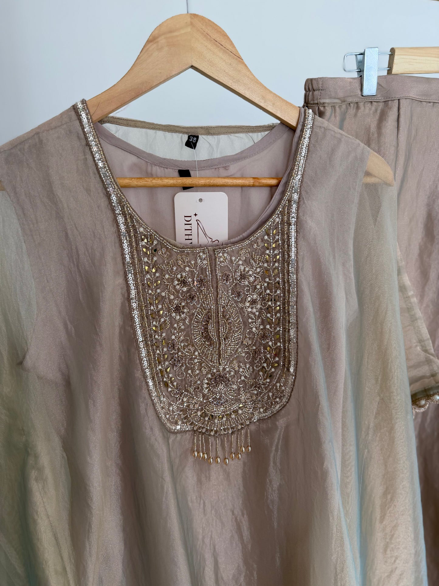 K116 - Tissue silk handwork kaftan with inner and pants