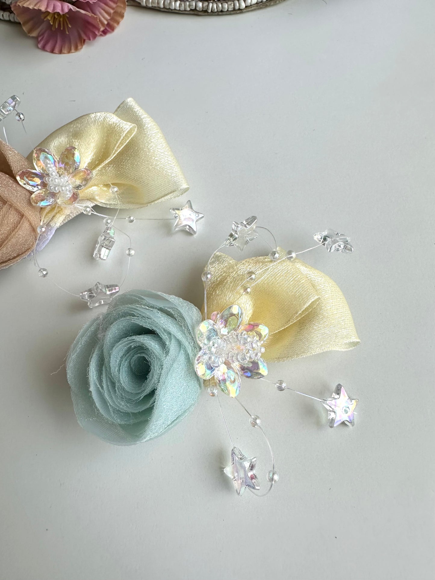 A021 - Organza flower bow clip ( per piece )