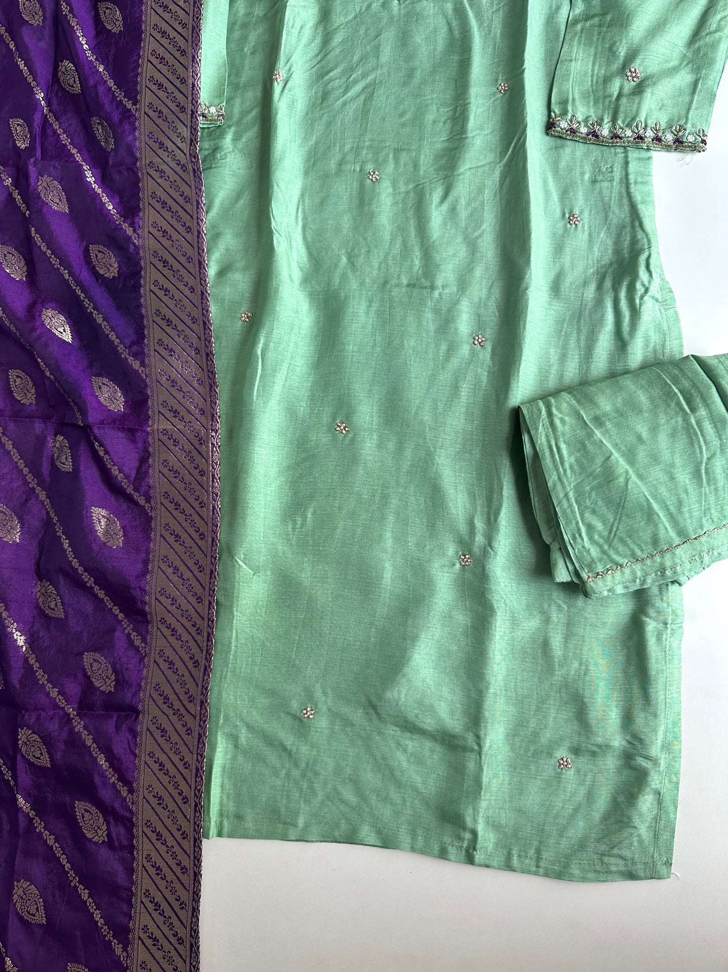 D260 - Dola silk straight kurti with pants and dupatta