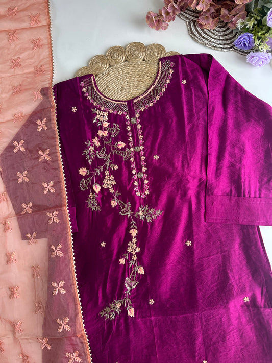 D285 - Dola silk straight kurti with pants and dupatta