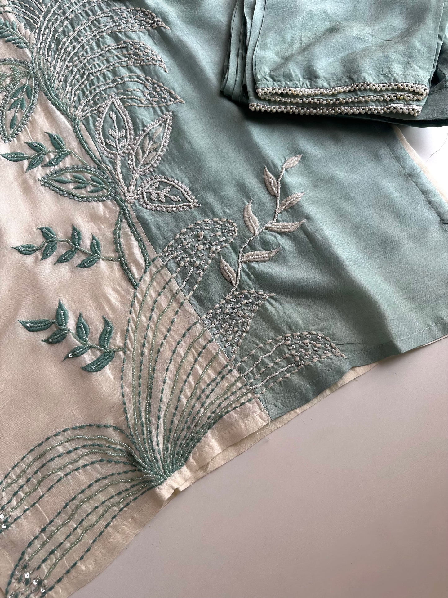 K427 - Handwork Russian silk coord set
