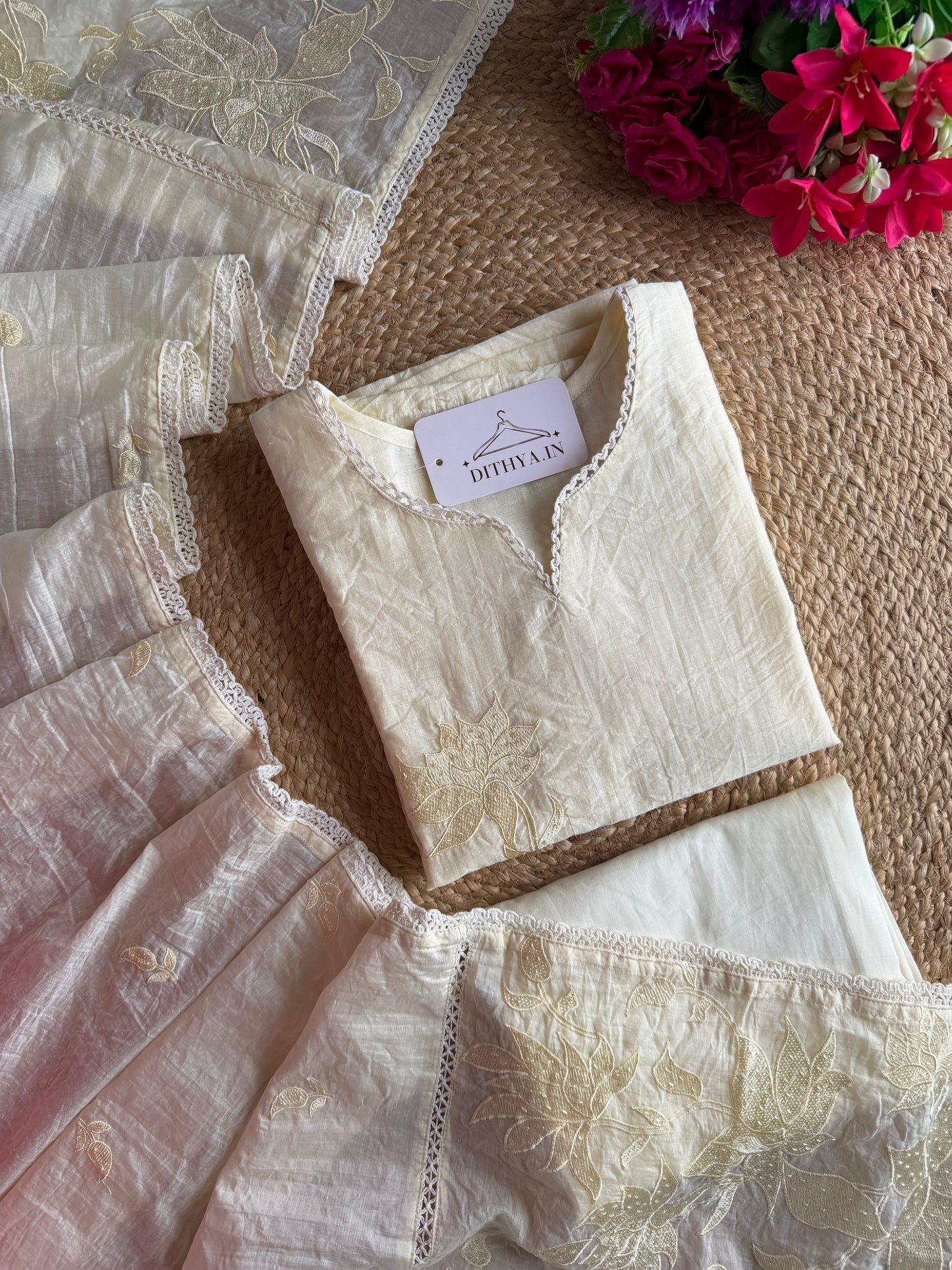 K006 - Crushed muslin embroidered straight Kurti with pants and dupatta