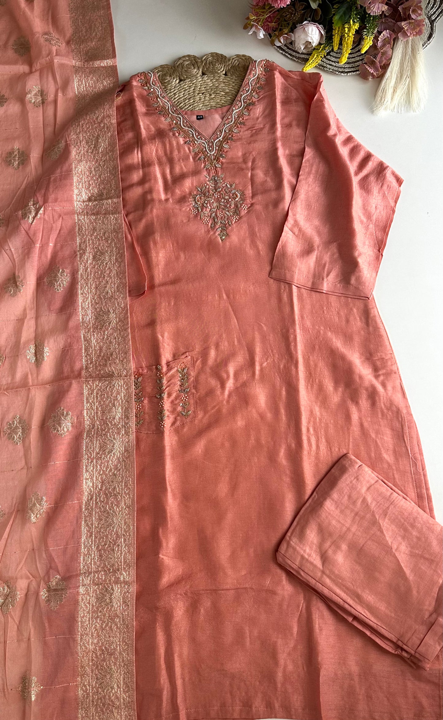 D444 - Dola silk straight Kurti with pants and dupatta