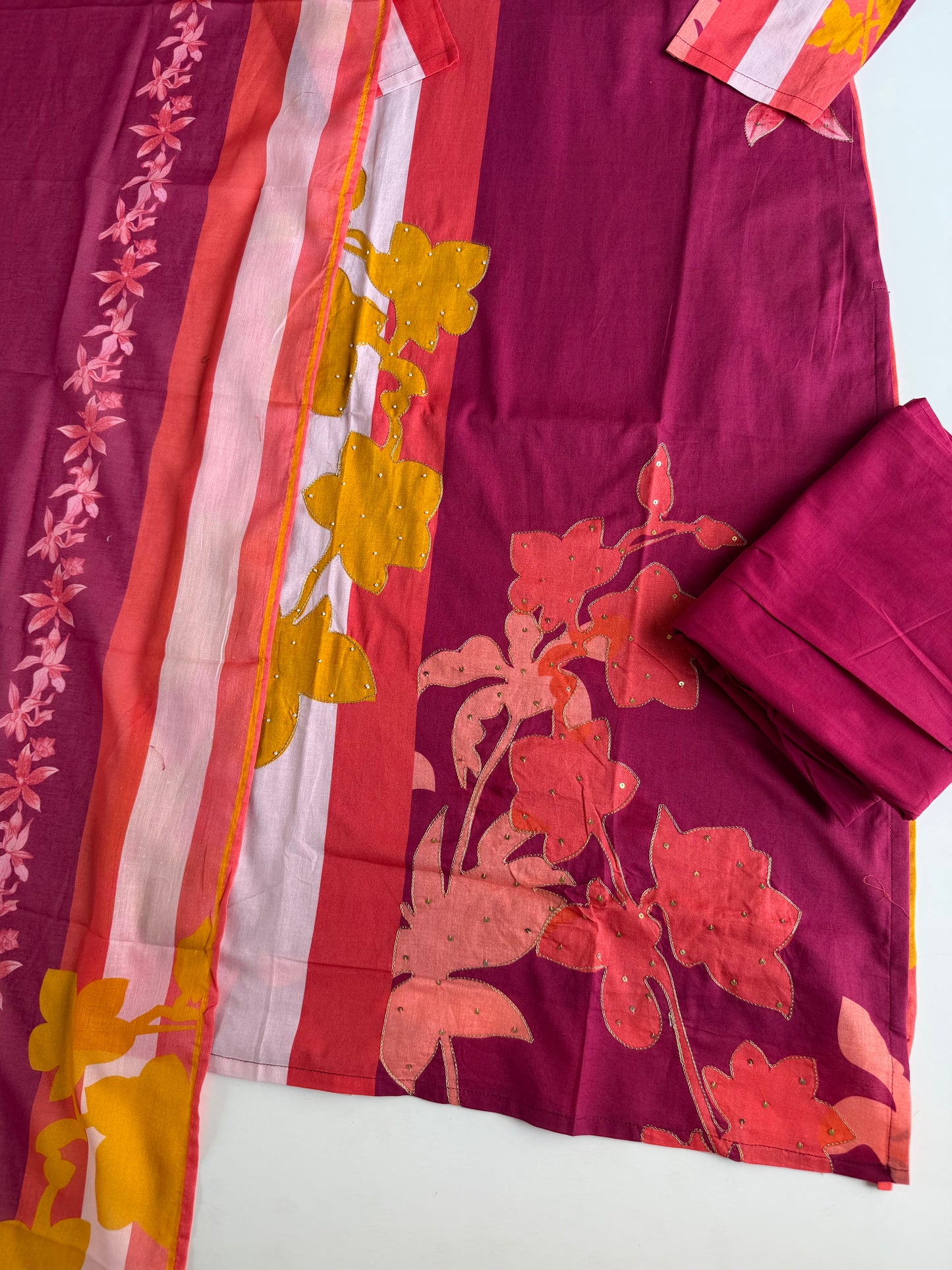 K666 - Mul cotton printed straight Kurti with pants and dupatta