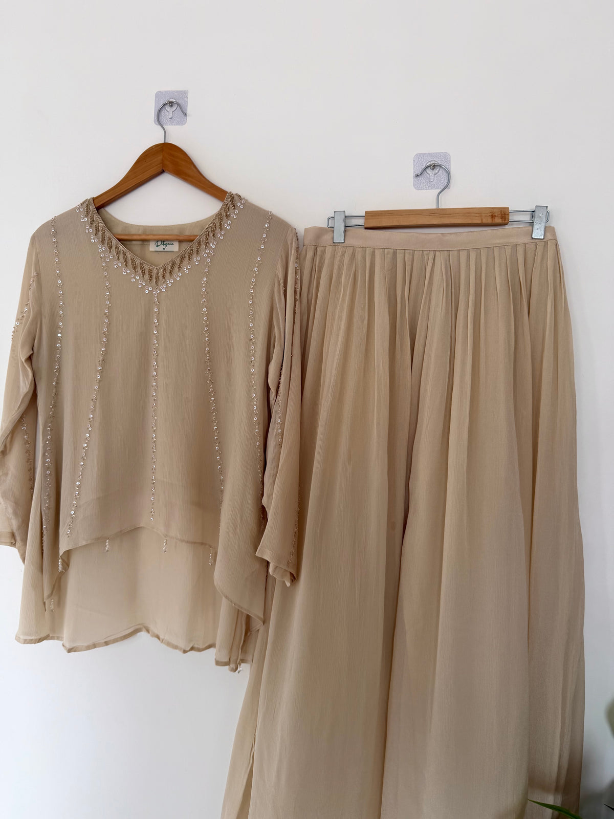 K672 - Pure Chinnon handwork coord set