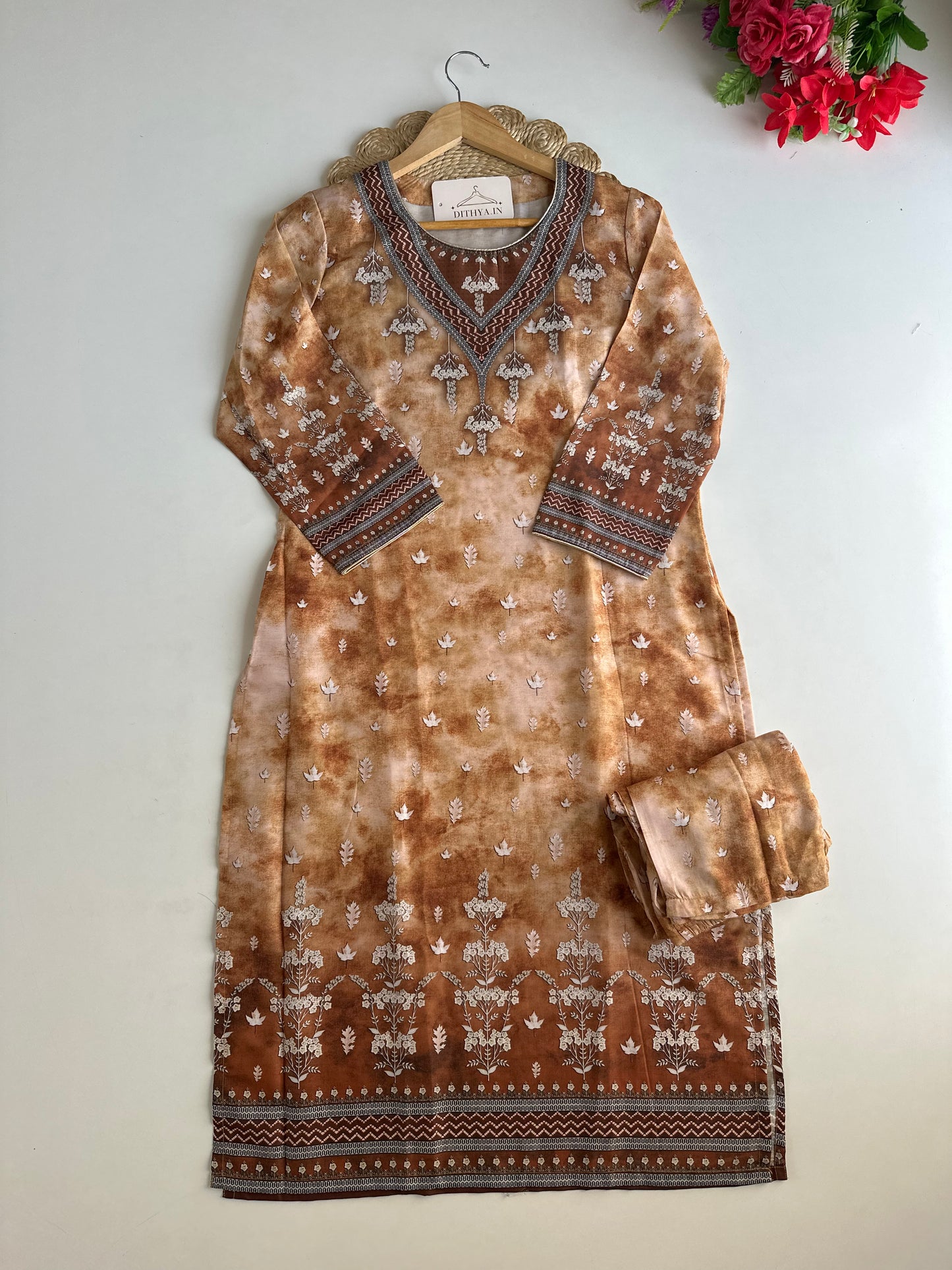 D507-Rayon straight Kurti with pants