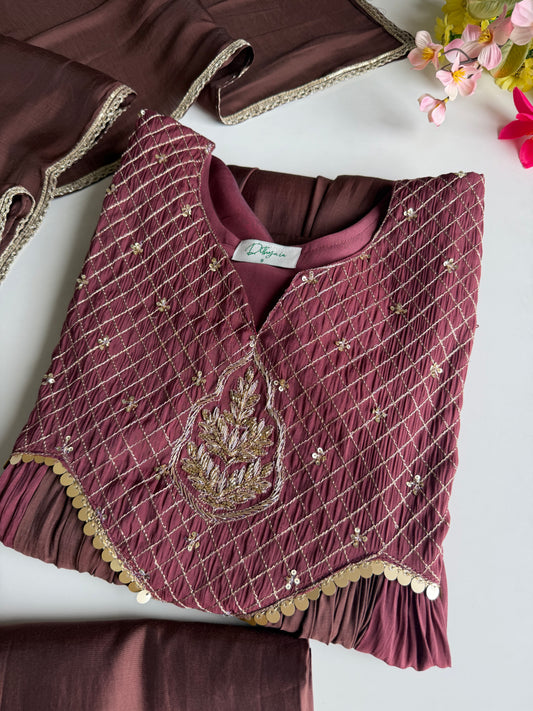 K737 -Surat Mul chanderi Handwork Anarkali with pants and dupatta