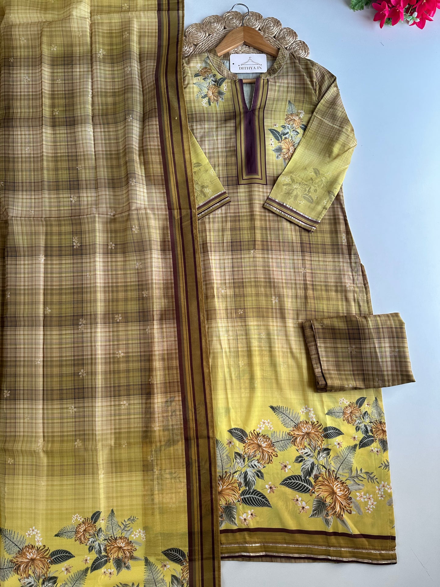 D512-Rayon straight Kurti with pants and dupatta