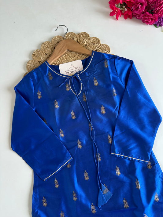 D523-Silk straight Kurti