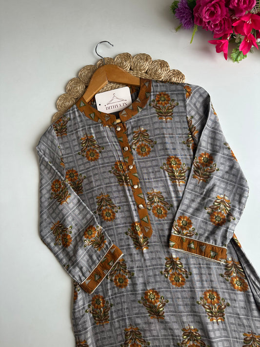 D527-Muslin straight Kurti with pants