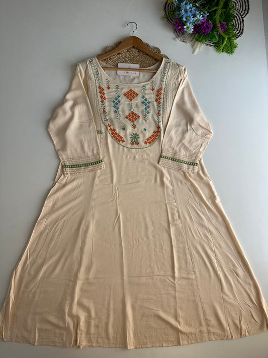 D557-Muslin Aline Kurti