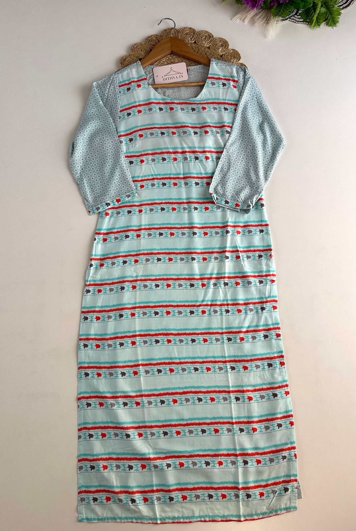 D560-Muslin straight Kurti